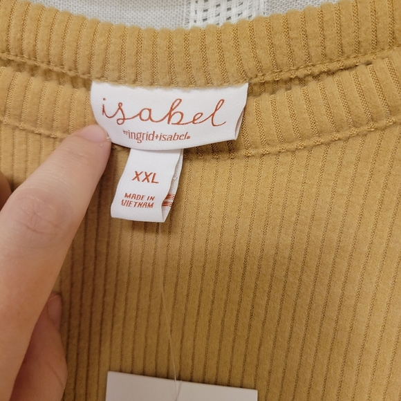 NWT Ingrid+Isabel Maternity Cropped Sweater and Skirt - Picture 5 of 13